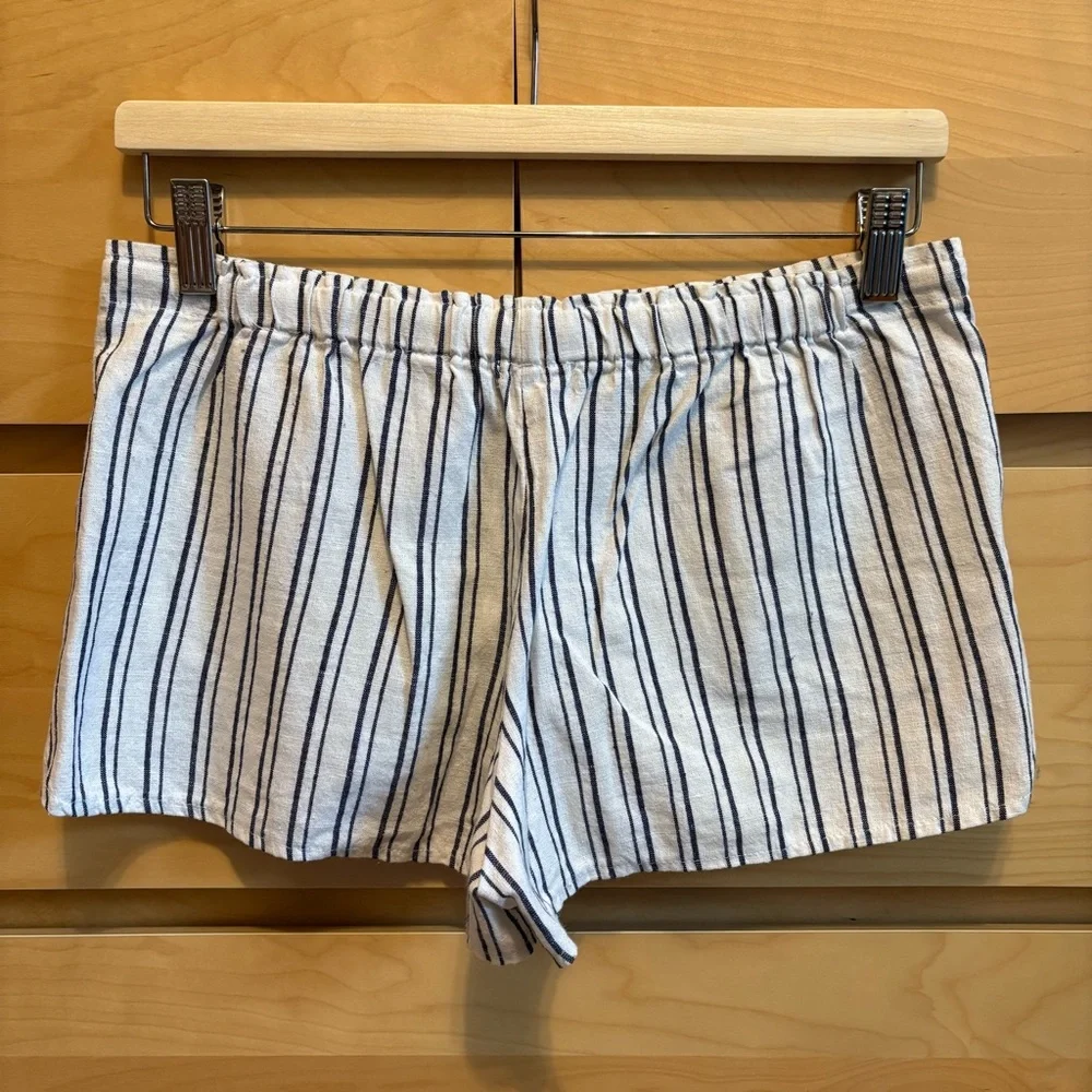 BRANDY MELVILLE Blue White Striped Shorts, Like New Size: XS/S - Picture 3 of 5